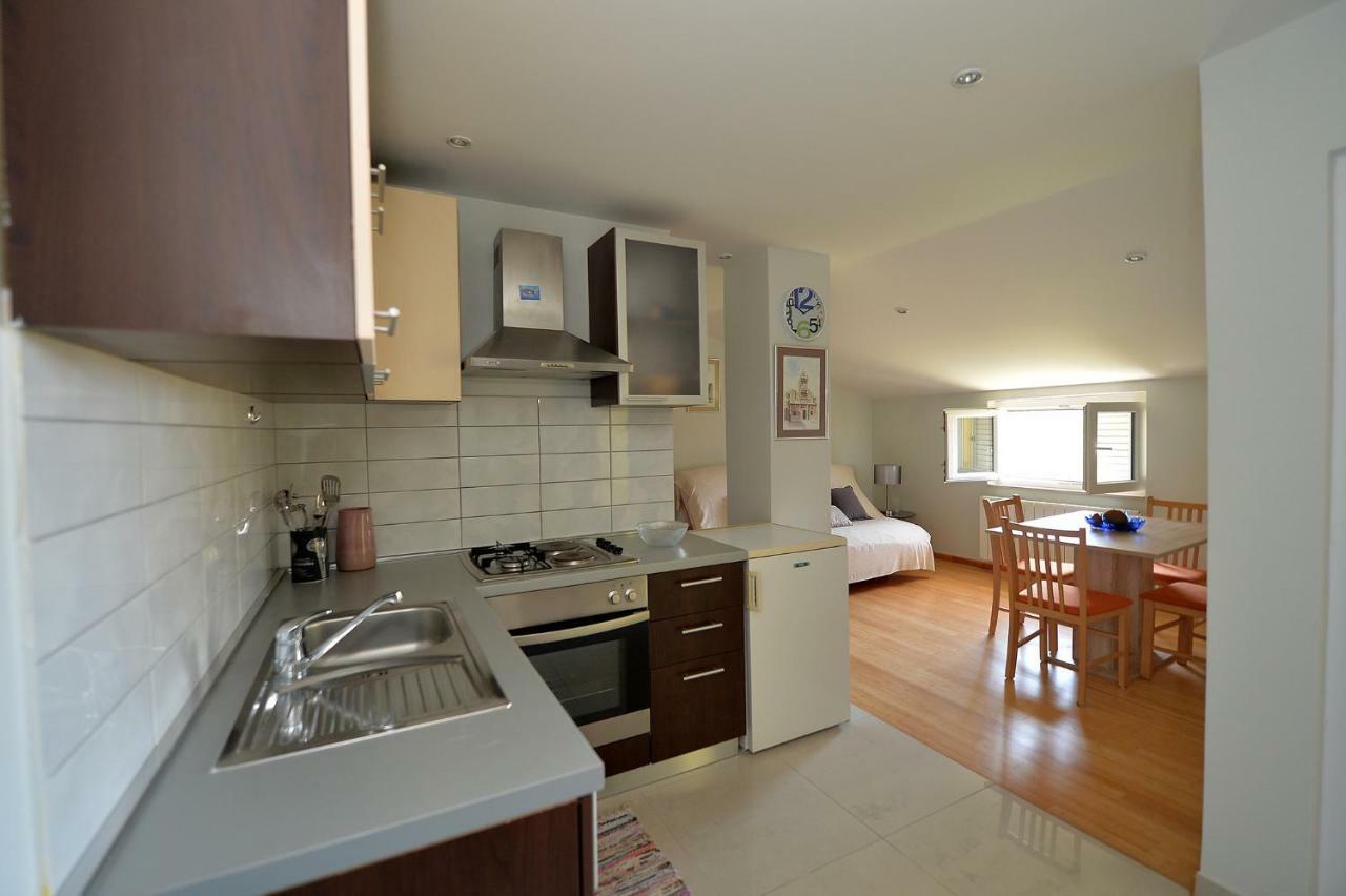 Apartment House Simoni With Pool, Zadar County Privlaka  Kültér fotó